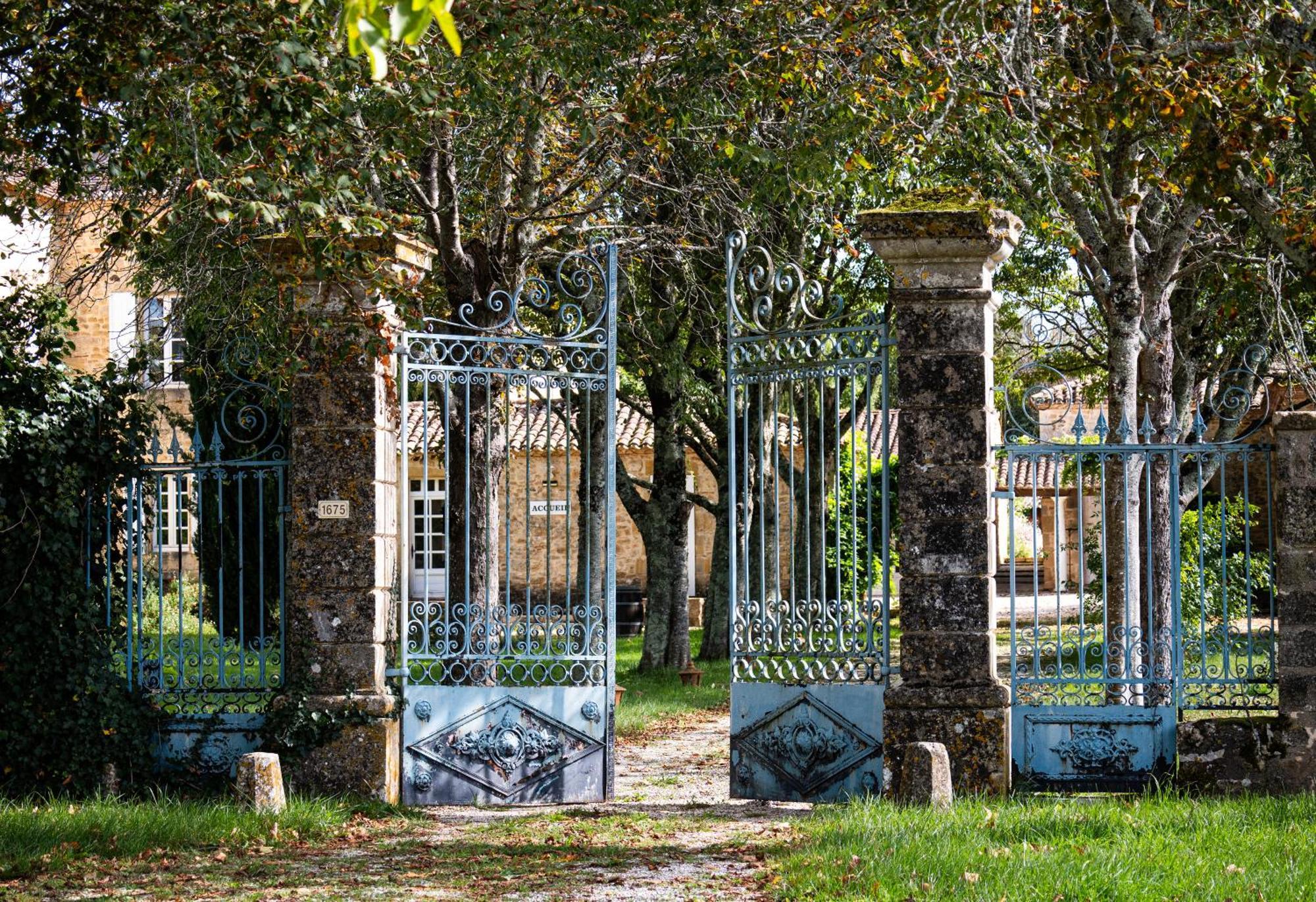 Chateau La Gineste - Castle And Vineyard Duravel Zewnętrze zdjęcie